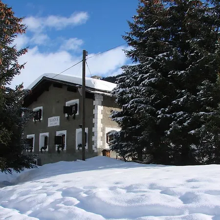 Frühstückspension Alter Hof Davos